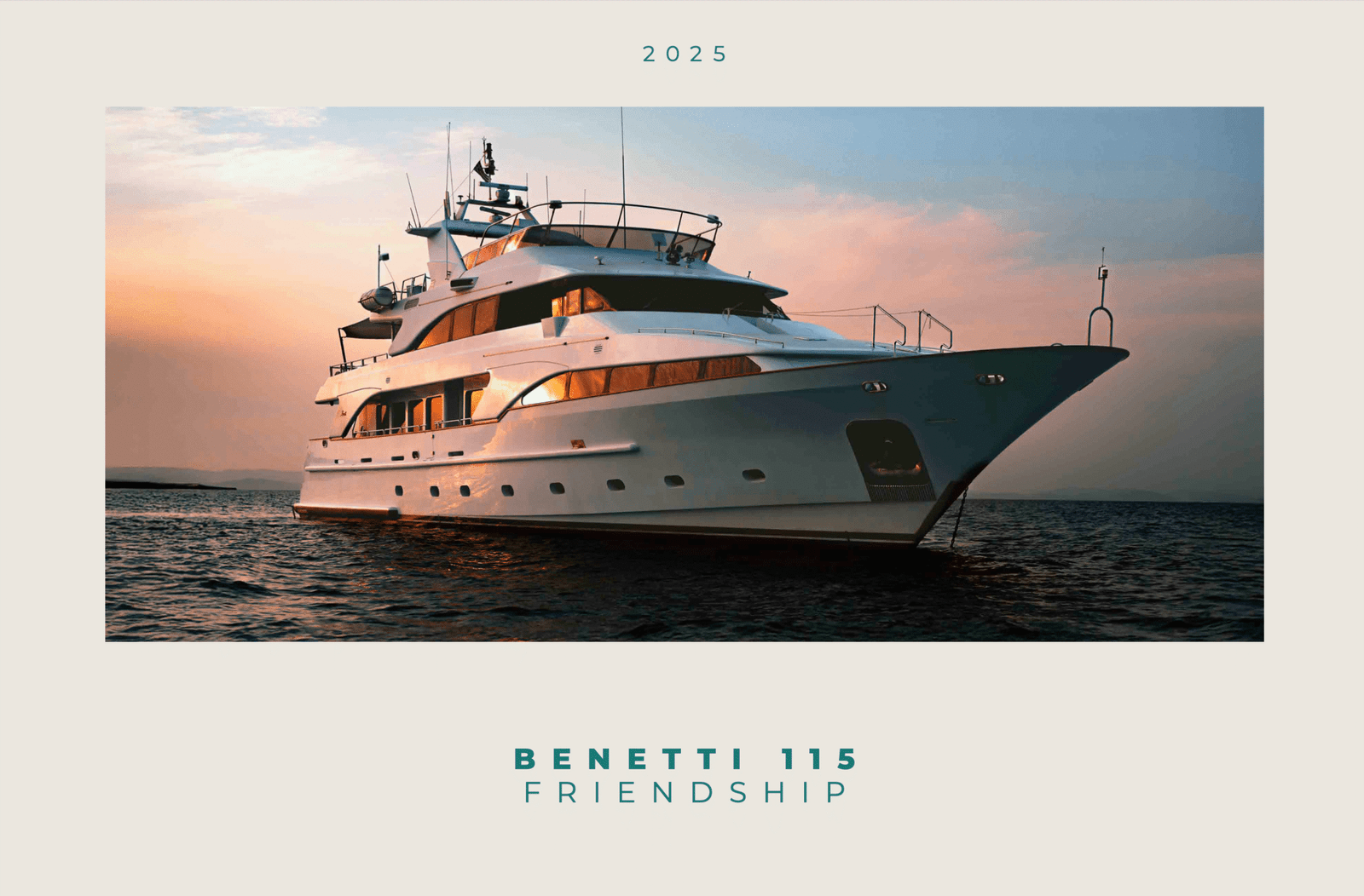 Alquila el yate de lujo Benetti 115 en Ibiza. 35 m, tripulación completa, jacuzzi, moto de agua, paddle y champán incluidos. Perfecto para vivir una jornada exclusiva en el mar.